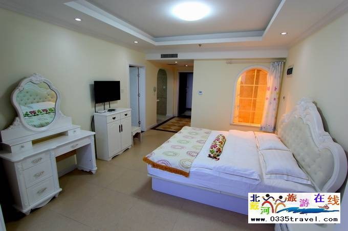 南戴河臨海聽(tīng)濤公寓酒店