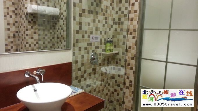 東戴河西西里風(fēng)情酒店團(tuán)隊(duì)預(yù)定熱線:0335-3522588