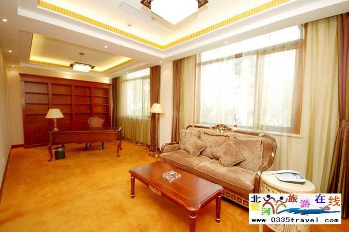 北戴河現(xiàn)代商務(wù)私密別墅