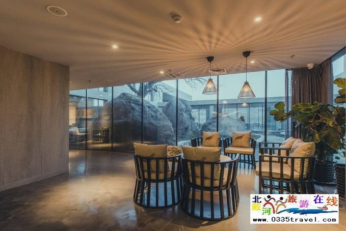 秦皇島山海間溫泉藝術中心酒店