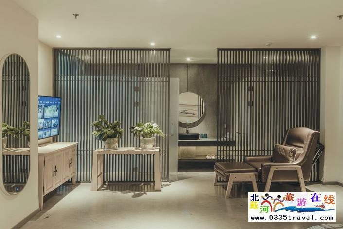 秦皇島山海間溫泉藝術中心酒店