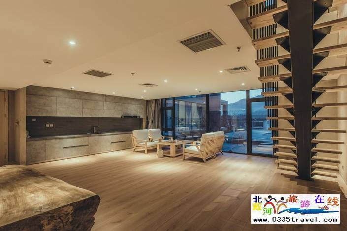 秦皇島山海間溫泉藝術中心酒店秦皇島山海間溫泉藝術中心酒店