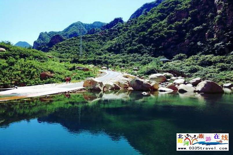 秦皇島冰塘峪長(zhǎng)城風(fēng)情大峽谷電話(huà)18633570222