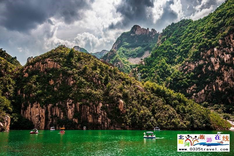 秦皇島冰塘峪長(zhǎng)城風(fēng)情大峽谷電話(huà)18633570222