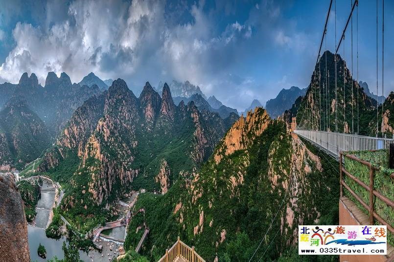 秦皇島冰塘峪長(zhǎng)城風(fēng)情大峽谷電話(huà)18633570222