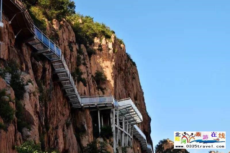 秦皇島龍云谷(俊山秀水)景區(qū)電話18633570222  15703350808