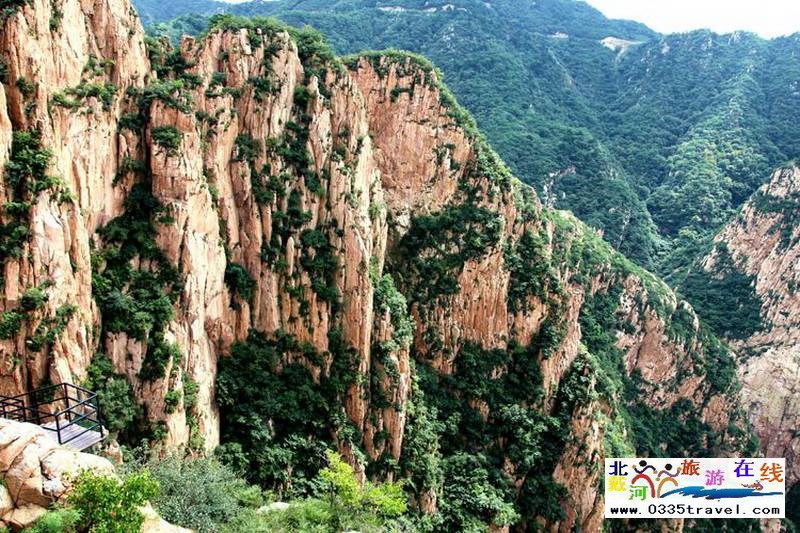 秦皇島龍云谷(俊山秀水)景區(qū)電話18633570222  15703350808