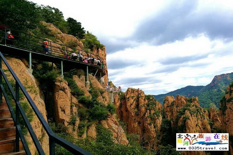 秦皇島龍云谷(俊山秀水)景區(qū)電話18633570222  15703350808