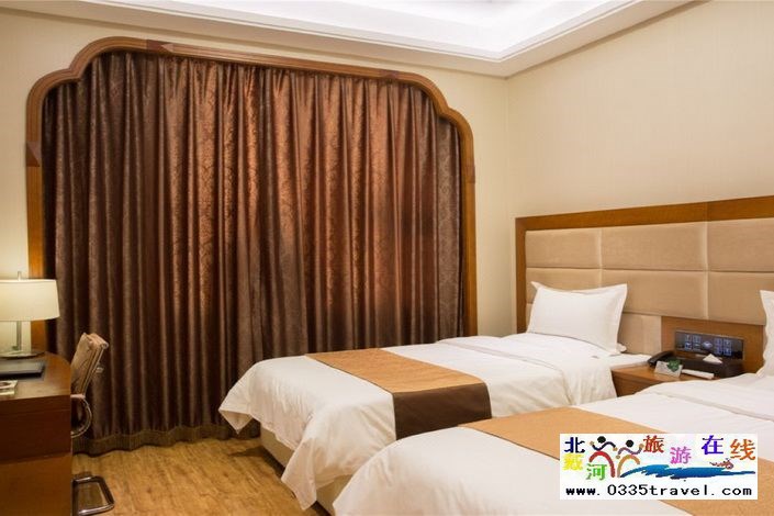 東戴河和誠(chéng)大酒店電話0335-3522588
