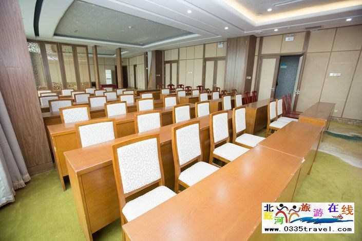 黃金海岸恒鑫假日酒店電話0335-3522588 18633570222