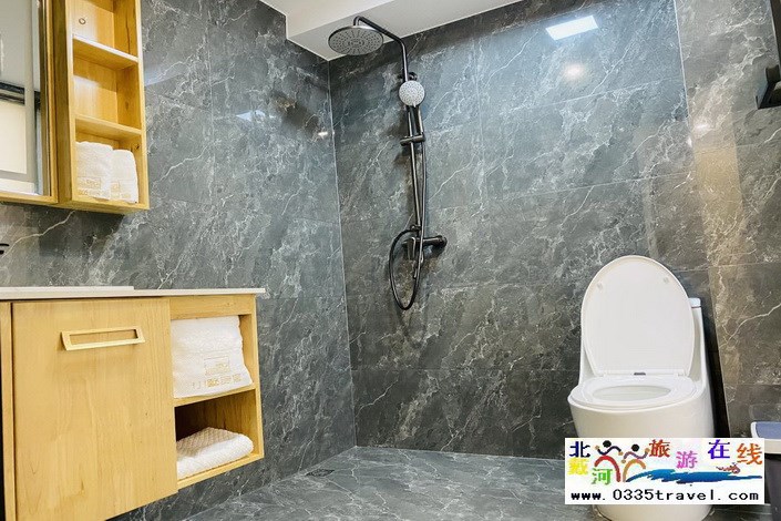 東戴河近海庭院別墅18633570222