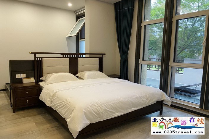 東戴河近海別墅(輕奢泳池小院)咨詢與i的那個電話18633570222  15703350808