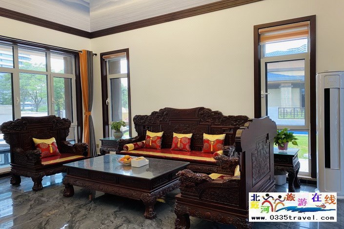 東戴河近海別墅(輕奢泳池小院)咨詢與i的那個電話18633570222  15703350808