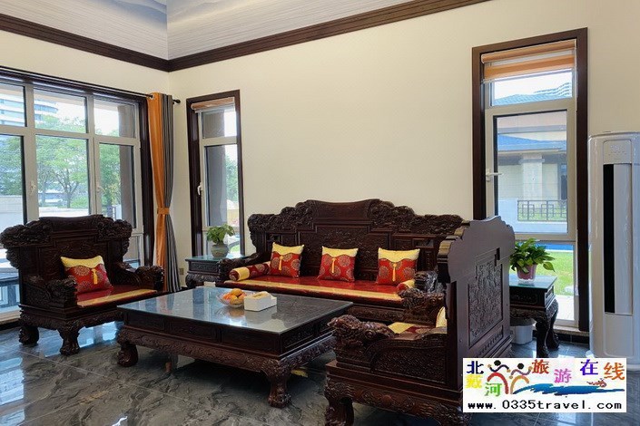 東戴河近海別墅(輕奢泳池小院)咨詢(xún)與i的那個(gè)電話(huà)18633570222  15703350808