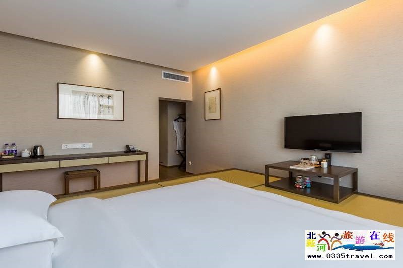 秦皇島燕山大學(xué)閑庭四藝酒店電話18633570222