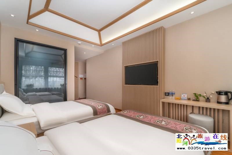 山海關(guān)古城十里楠舍酒店