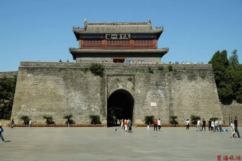 超值“山海關(guān)十年暢游卡”（包含天下第一關(guān)、老龍頭、角山、長壽山、孟姜女廟等九大景區(qū)）