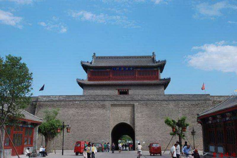 超值“山海關(guān)十年暢游卡”（包含天下第一關(guān)、老龍頭、角山、長壽山、孟姜女廟等九大景區(qū)）