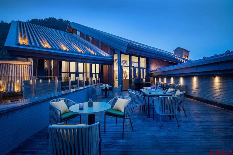 承德金山嶺長城大酒店咨詢預(yù)定電話18633570222 15703350808 承德金山嶺長城大酒店咨詢預(yù)定電話18633570222 15703350808