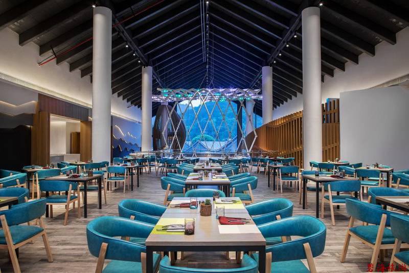 承德金山嶺長城大酒店咨詢預(yù)定電話18633570222 15703350808 承德金山嶺長城大酒店咨詢預(yù)定電話18633570222 15703350808