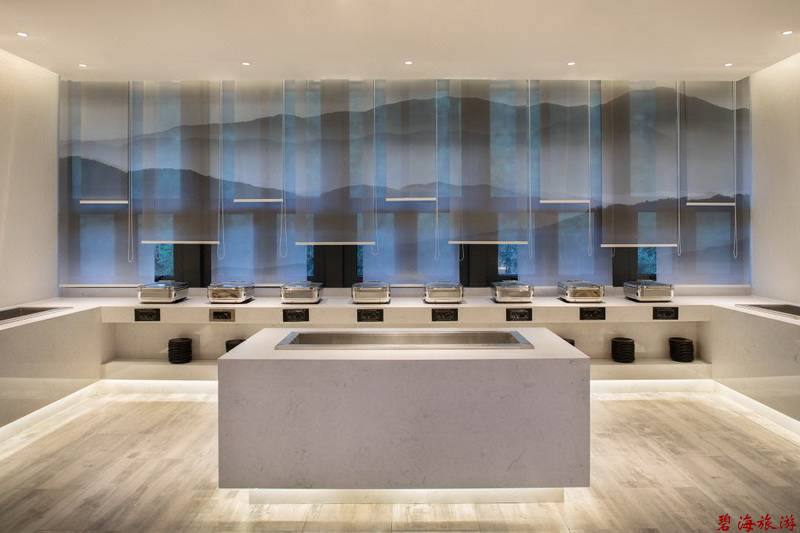 承德金山嶺長城大酒店咨詢預(yù)定電話18633570222 15703350808 承德金山嶺長城大酒店咨詢預(yù)定電話18633570222 15703350808