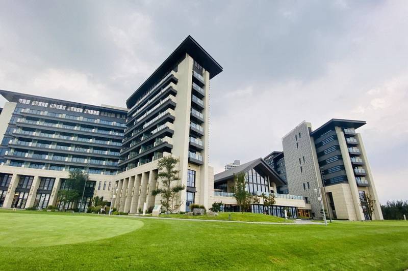 北戴河阿那亞Sukha蘇卡酒店咨詢預(yù)訂電話18633570222 15703350808