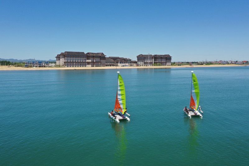 東戴河帝景海親海集裝箱酒店