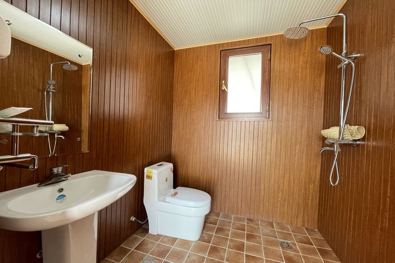 東戴河帝景海親海集裝箱酒店