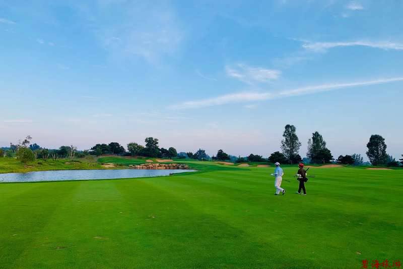 北戴河松石高爾夫/保利國際高爾夫/榮盛森林高爾夫俱樂部球場聯(lián)合優(yōu)惠預(yù)訂18633570222  15703350808 北戴河松石高爾夫/保利國際高爾夫/榮盛森林高爾夫俱樂部球場聯(lián)合優(yōu)惠預(yù)訂18633570222  15703350808